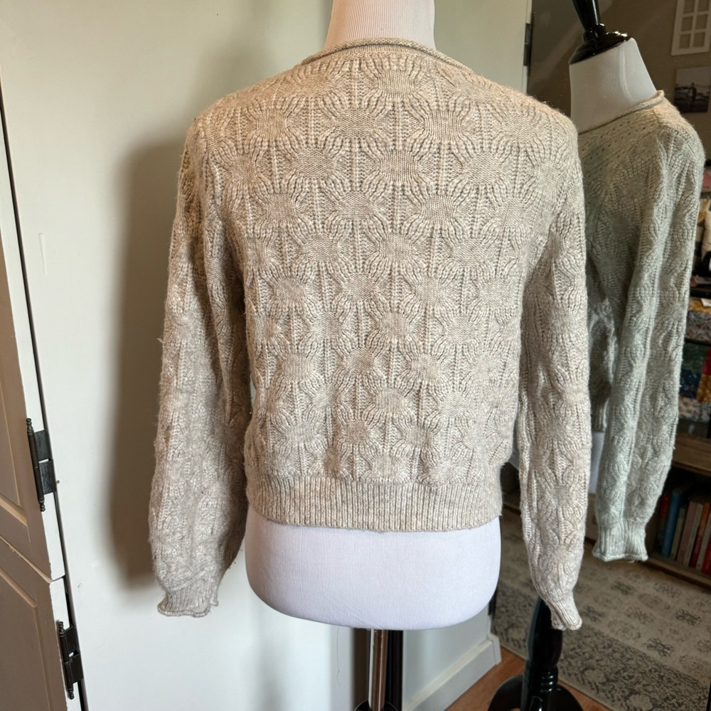 Sweet Republic Medium Oatmeal Sweater - Picture 5 of 7